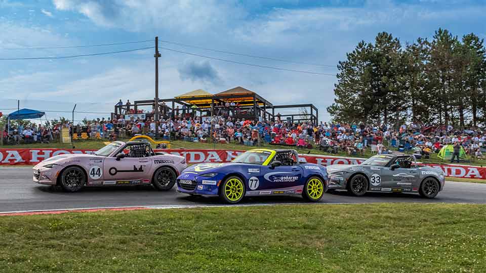 MX-5 Cup rolls through the Esses